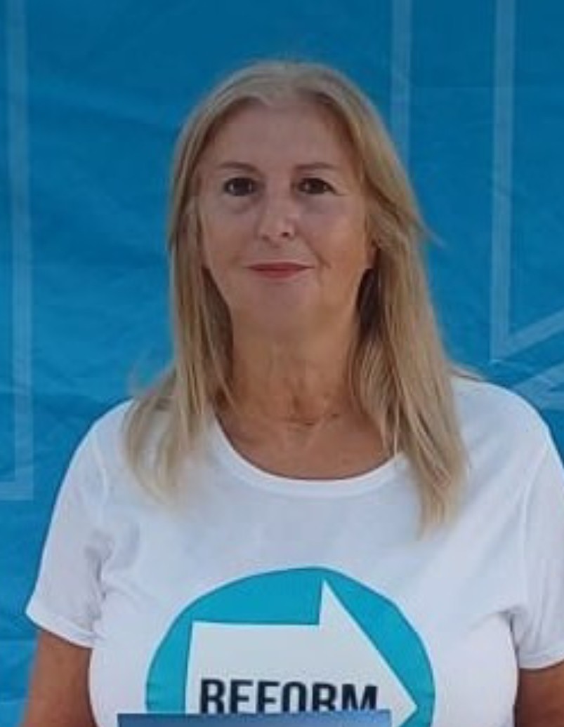 Anna Hills – Coulsdon Town